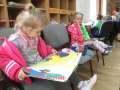 Najmłodsze przedszkolaki w bibliotece